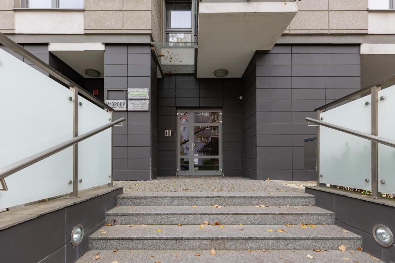 Warsaw Srodmiescie Riverside Three-Bedroom Apartment By Renters Varsóvia Exterior foto